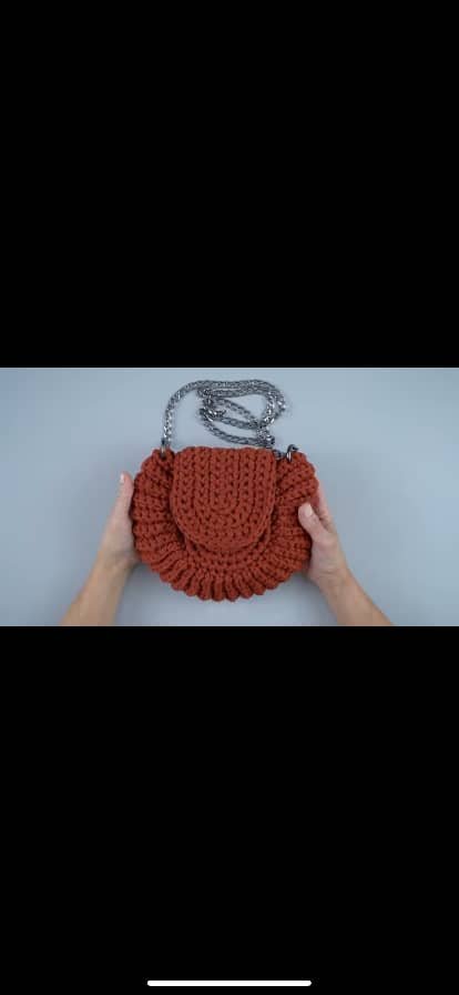 Crochet handbag
